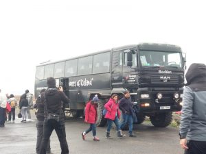 giant-jeep-bus